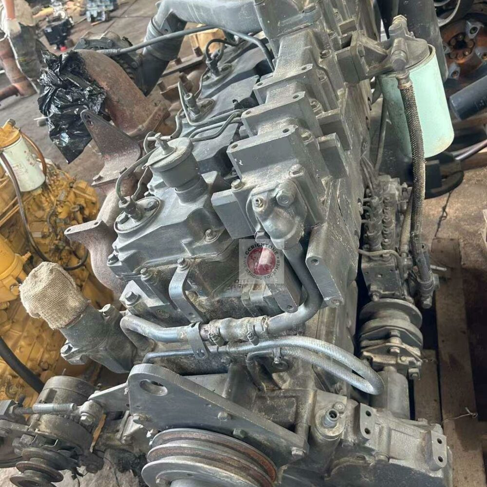 Дизельный двигатель внутреннего сгорания ДВС Komatsu 6D125-2 (8) Дизельный двигатель внутреннего сгорания ДВС Komatsu 6D125-2