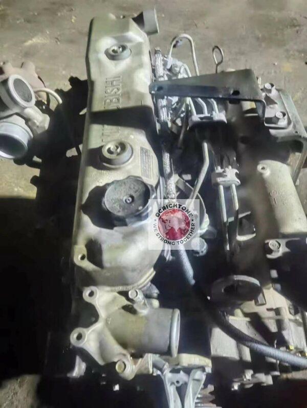 Дизельный двигатель внутреннего сгорания Mitsubishi 4D34 KATO HD 512-3 (3) Дизельный двигатель внутреннего сгорания Mitsubishi 4D34 KATO HD 512-3